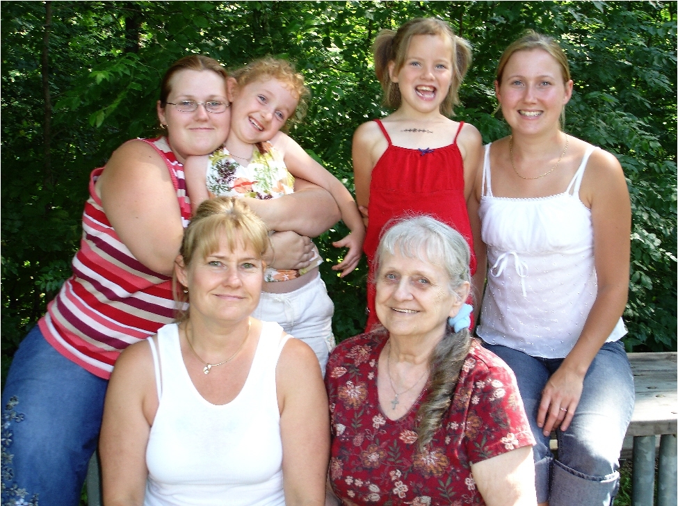 July 2005, Brandy,Chloe,Celeste, Lisa, Dawn and Rose