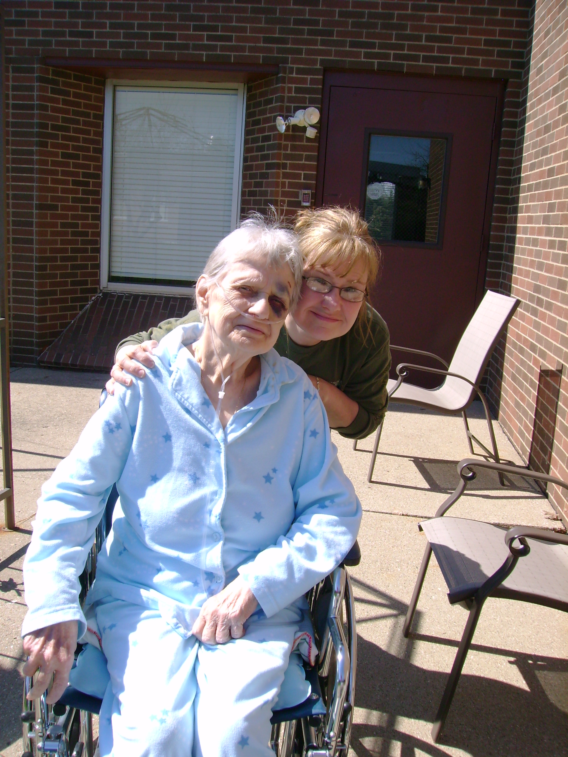 April 2007, Dawn and her mother